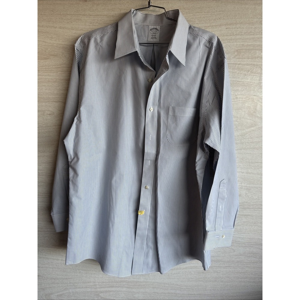 Mens Brooks Brothers Regent fit bluewhite striped non-iron dress shirt Sz 17 2/3